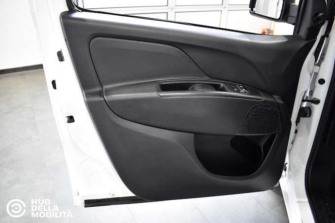 FIAT Doblò 1.6 MJT 105CV PC-TN Cargo Lamierato SX 3 Posti